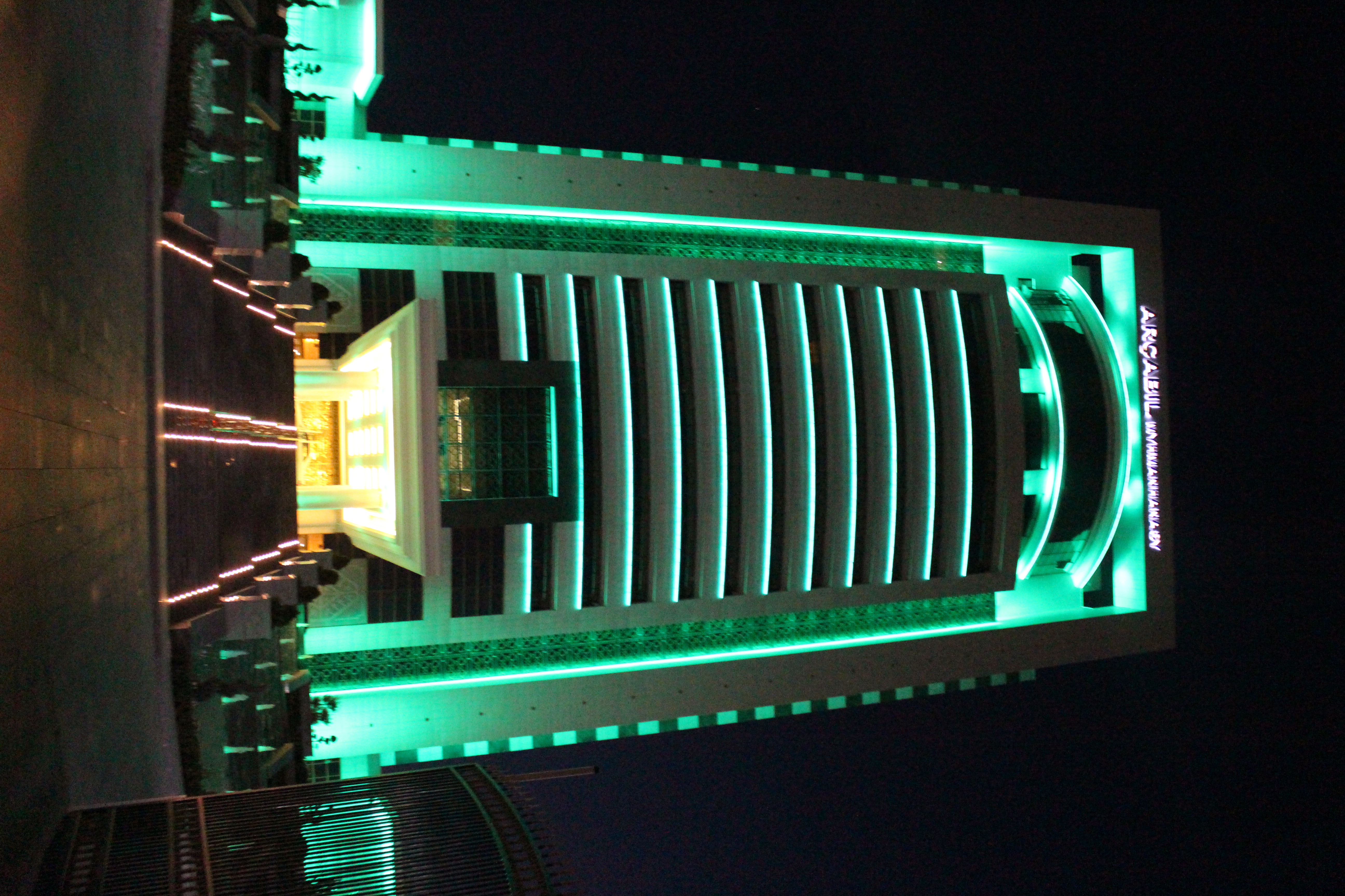 Turkmenistan - Presidential hotel